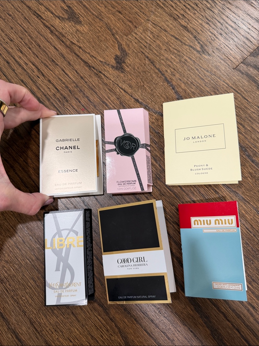 Set of 6 designer Parfum samples